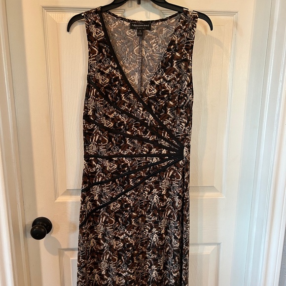 Connected Apparel - Picture 1 of 4